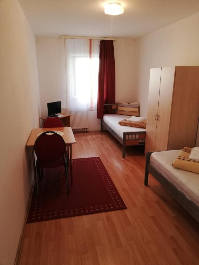 Pension Feldschloessl Ingolstadt Dış mekan fotoğraf